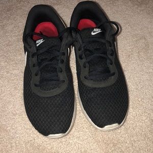 Nike Tennis Shoes